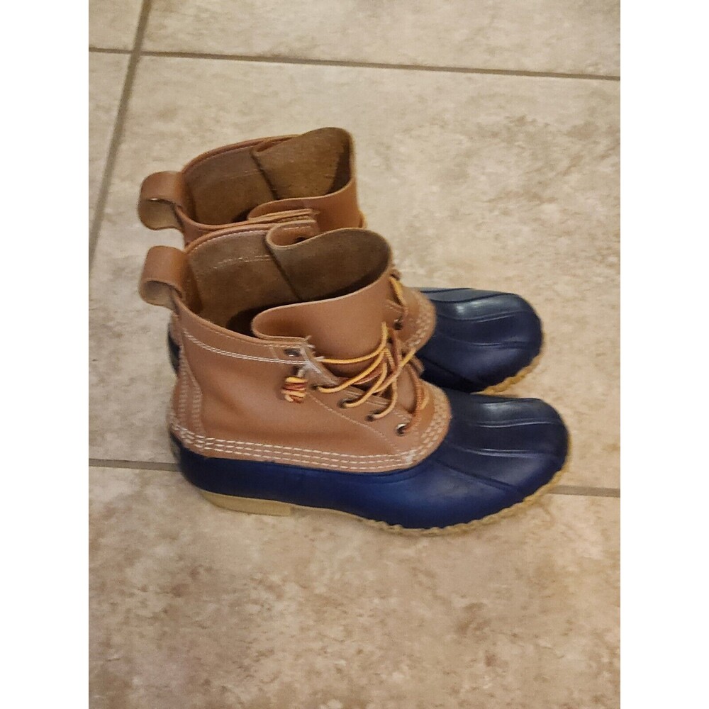 L.L. Bean Women Size 8 Medium/DM Duck Boots